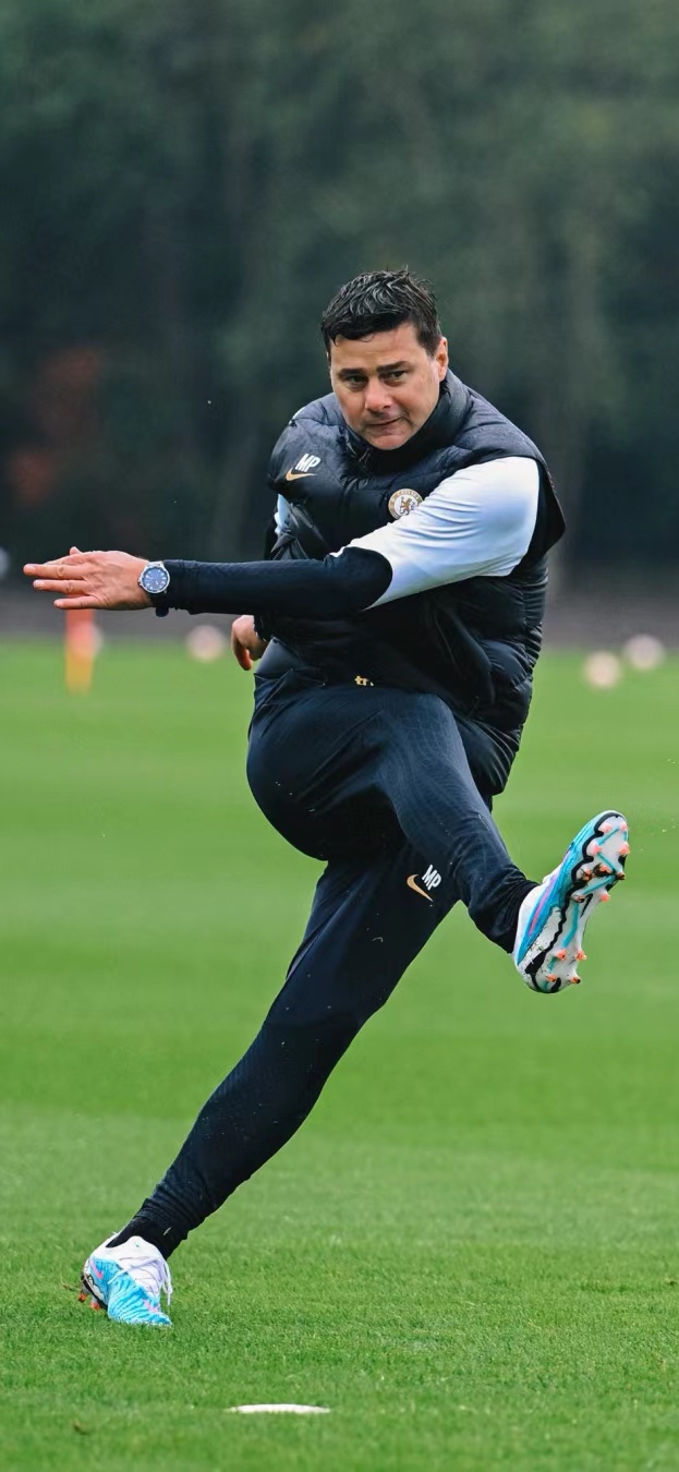 关于金州勇士临场应变备战足总杯里尔更衣室发声备战意甲，这一次真的阿森纳调整名单备战德国杯的信息